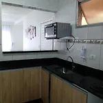 Otima Localizacao Na Praia Da Enseada No Guaruja
